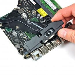 Только в СПб. С установкой в MacBook (стоимость установки динамика)