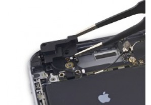Замена верхней левой Wi-Fi антенны для iPhone 6S Plus