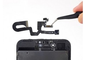 Замена фронтальной камеры и датчика приближения iPhone 7 Plus