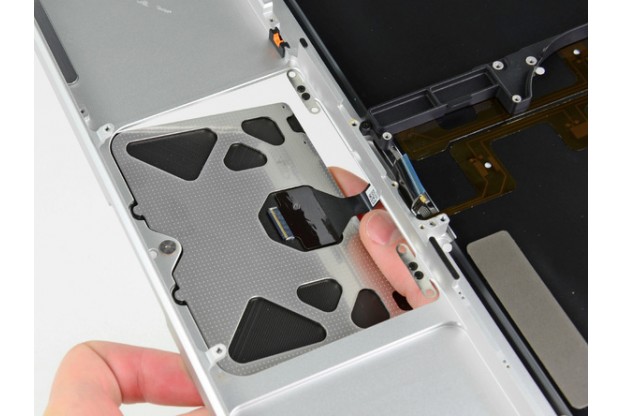 Как снять крышку макбук про Замена топкейса в MacBook Pro 13" 2011 - 2012