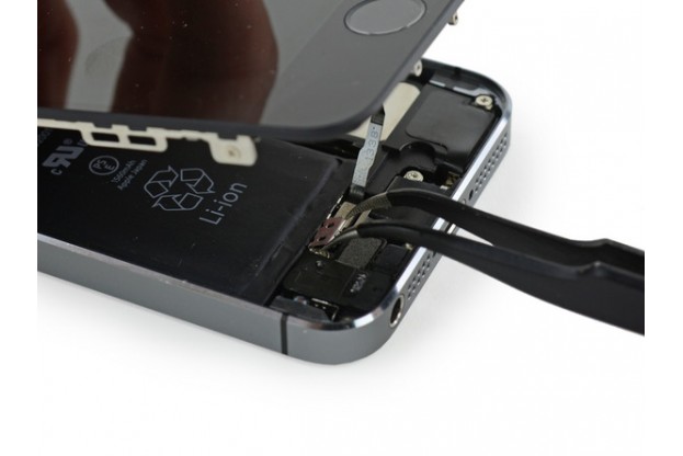 Как заменить корпус на iPhone 5?