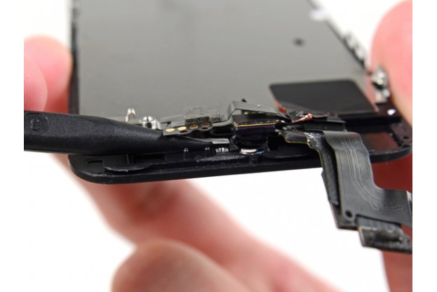Как заменить линзу основной камеры на iPhone X?