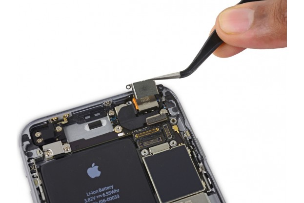 24 - Шаг 24 - Снятие основной камеры