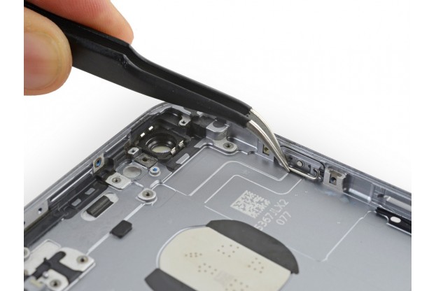 58 - Шаг 58 - Крышка кнопки питания