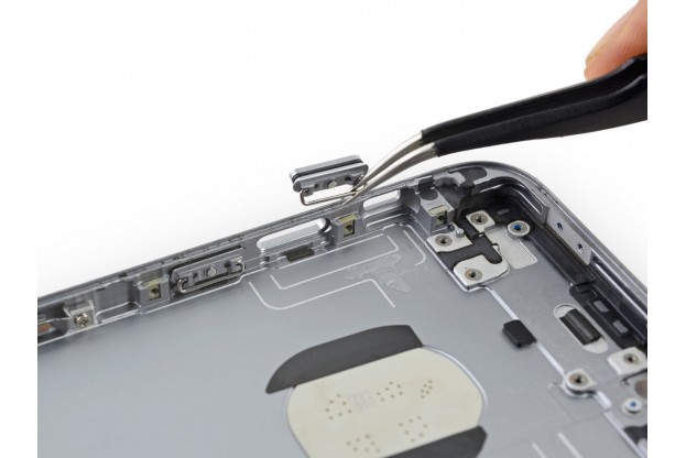 57 - Шаг 57 - Крышки кнопок регулировки громкости