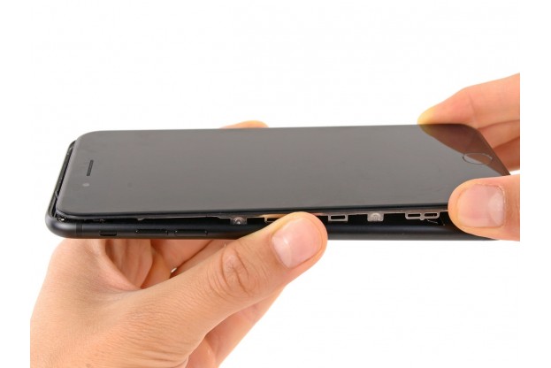 10 - Шаг 10 - Открытие телефона