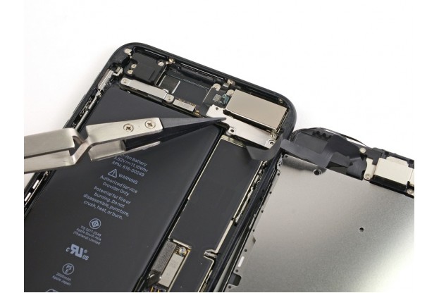 15 - Шаг 15 - Снятие лицевой панели