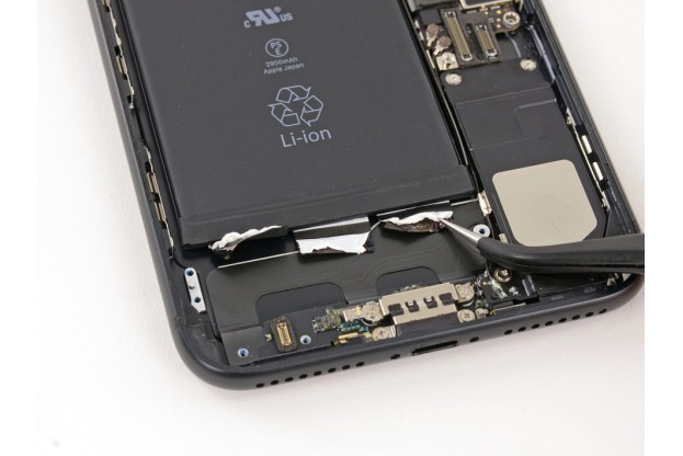 23 - Шаг 23 - Аккумулятор