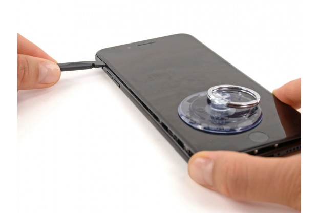 5 - Шаг 5 - Открытие телефона