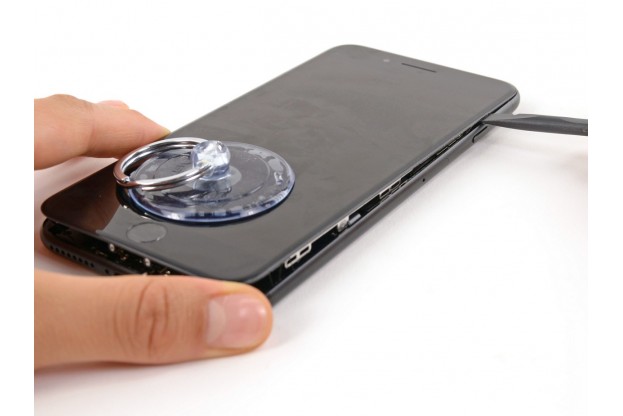 6 - Шаг 6 - Открытие телефона