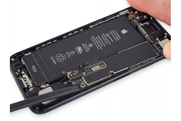 Снятие антенного шлейфа на iPhone 6