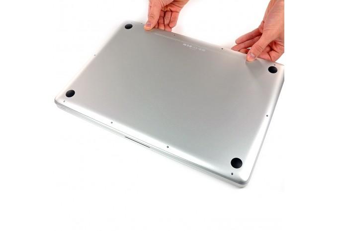 С установкой в MacBook (стоимость установки нижней крышки)
